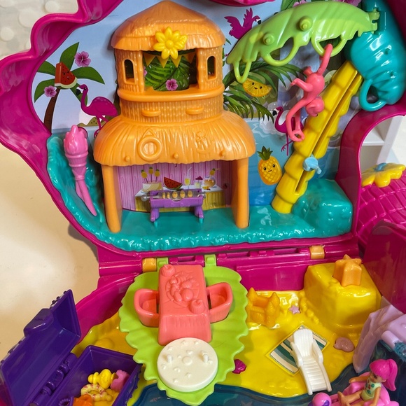 Polly Pocket 🦩🎉Flamingo Party - Large Compact playset - Picture 8 of 12